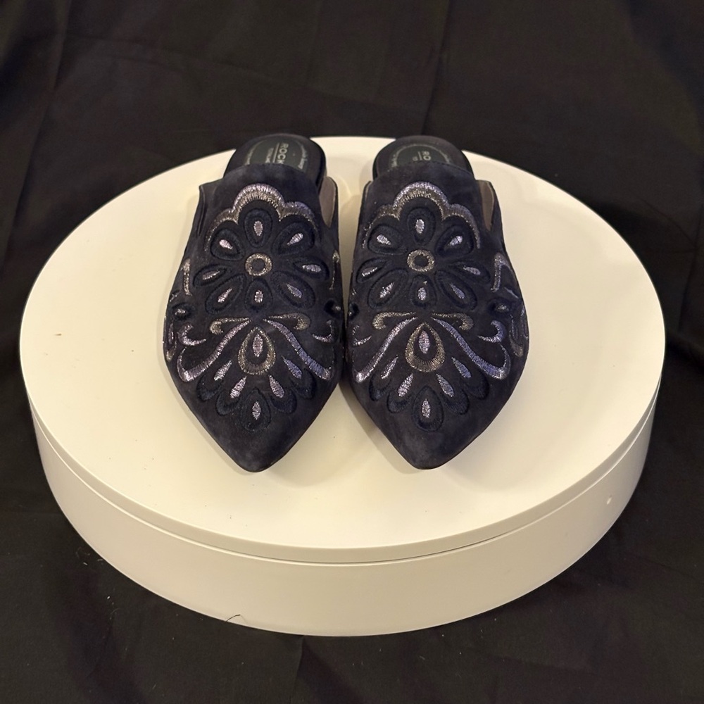 Rockport Elegant Navy Embroidered Women's shoes